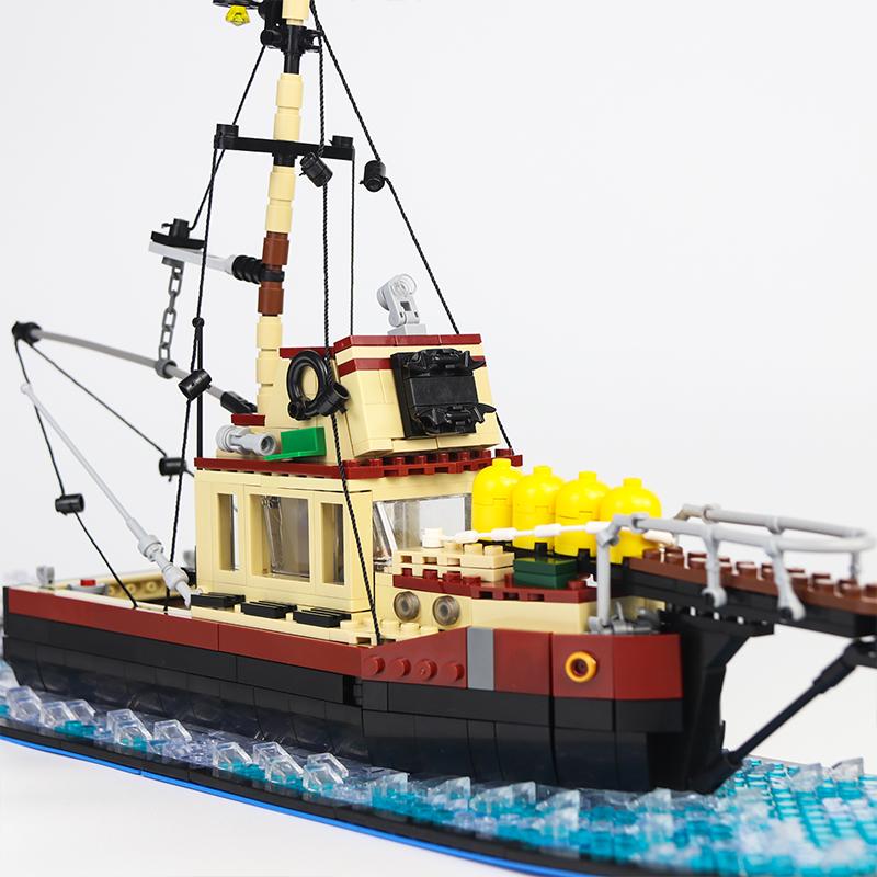 Buildiverse Fishing Boat
